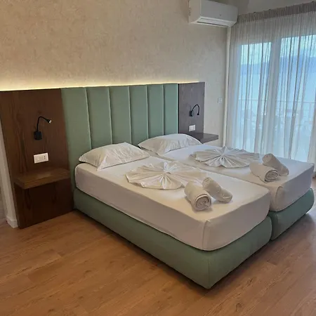 Eval Apart Otel